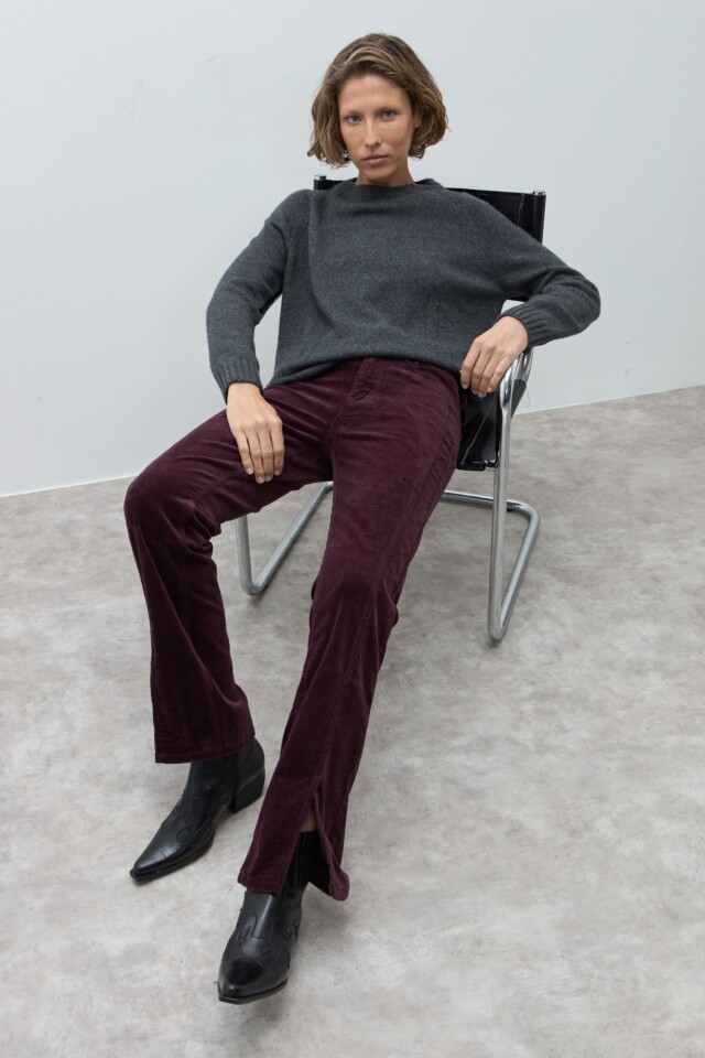 Pantalón Donna de pana ciruela