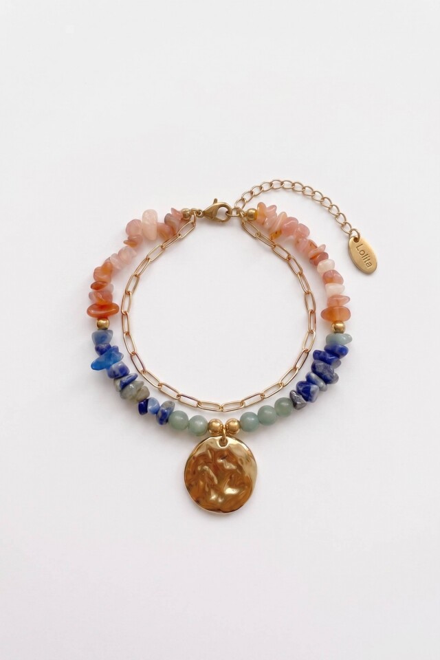 Pulsera piedras naturales con dije acero dorado