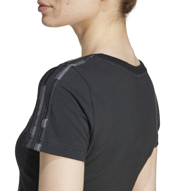Remera Adidas Camo35 Baby de Mujer - IY1691 Negro-blanco