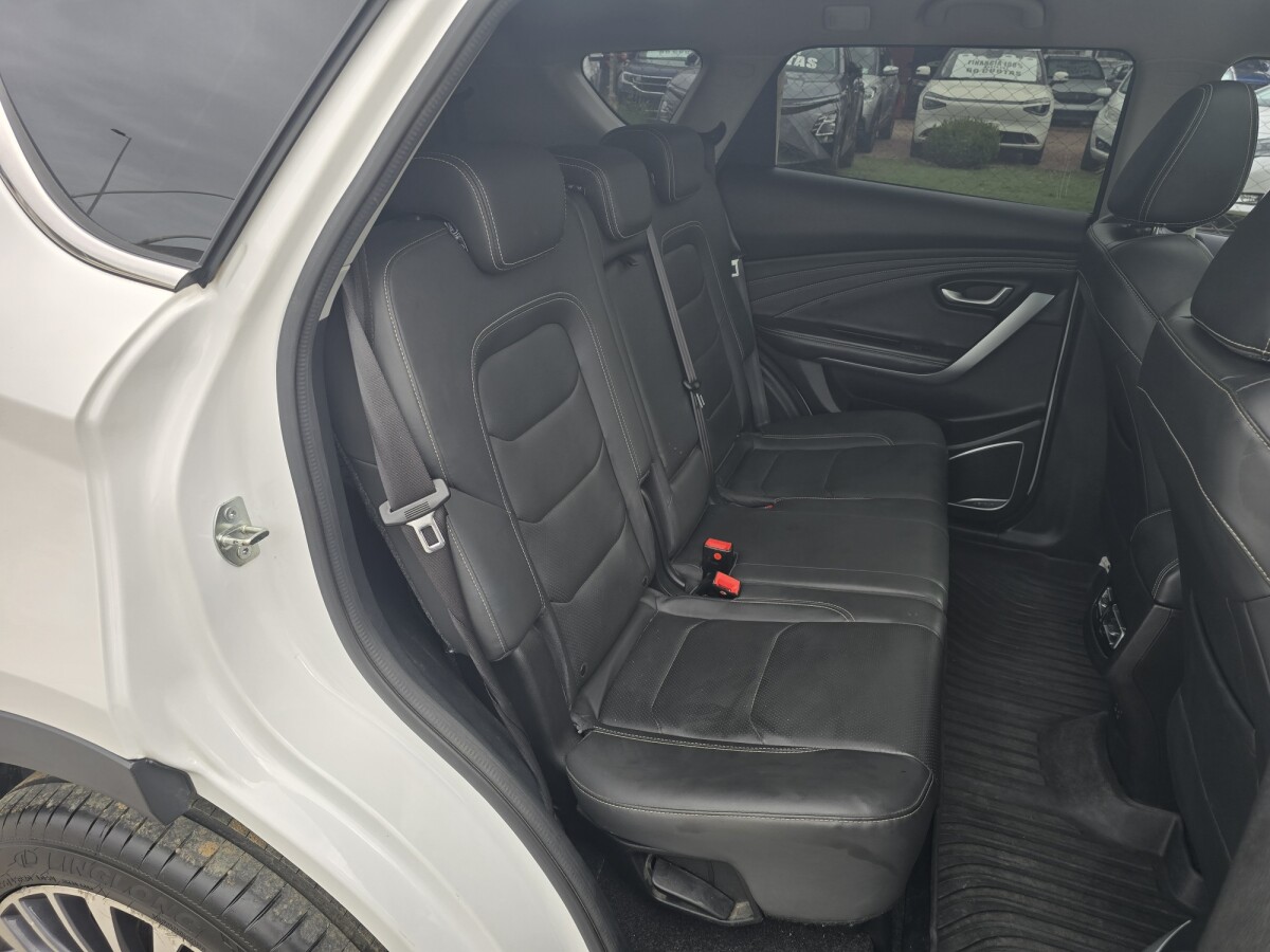 Jetour X70 Luxury 1.5T Extra Full | Permuta / Financia Jetour X70 Luxury 1.5T Extra Full | Permuta / Financia