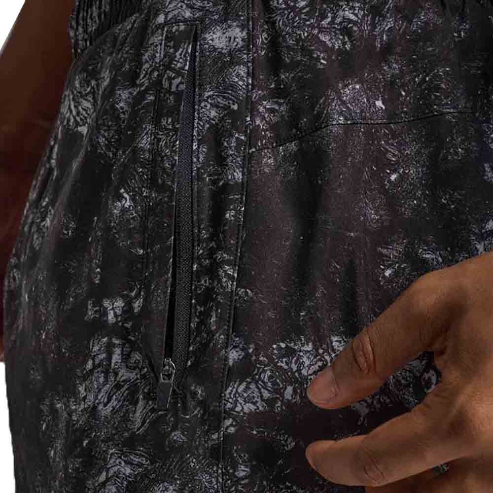 Short Training Motion 5.5 Inch Short Hombre Marble Black/white