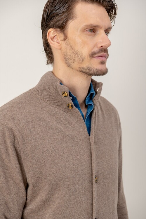 Sweater Buttoned Tostado