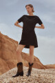 Vestido con flecos negro