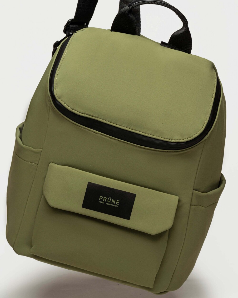 Mochila Adventure en nylon Verde