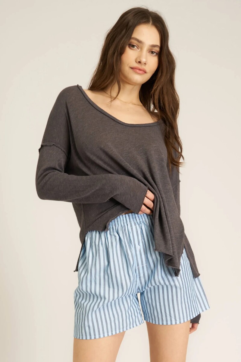 POLERA MAE Gris