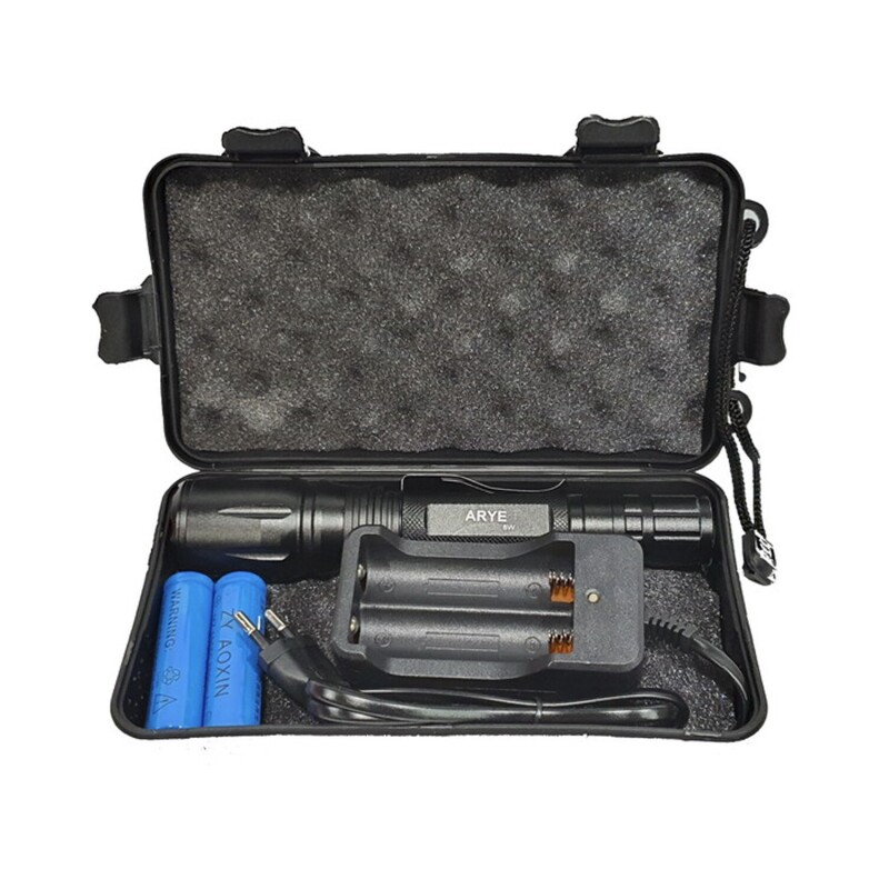 Linterna 20 cm de largo 2 Baterias Recargable con Estuche Arye Linterna 20 cm de largo 2 Baterias Recargable con Estuche Arye