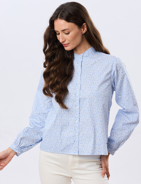 CAMISA ESTAMPADA CON FRUNCES Celeste