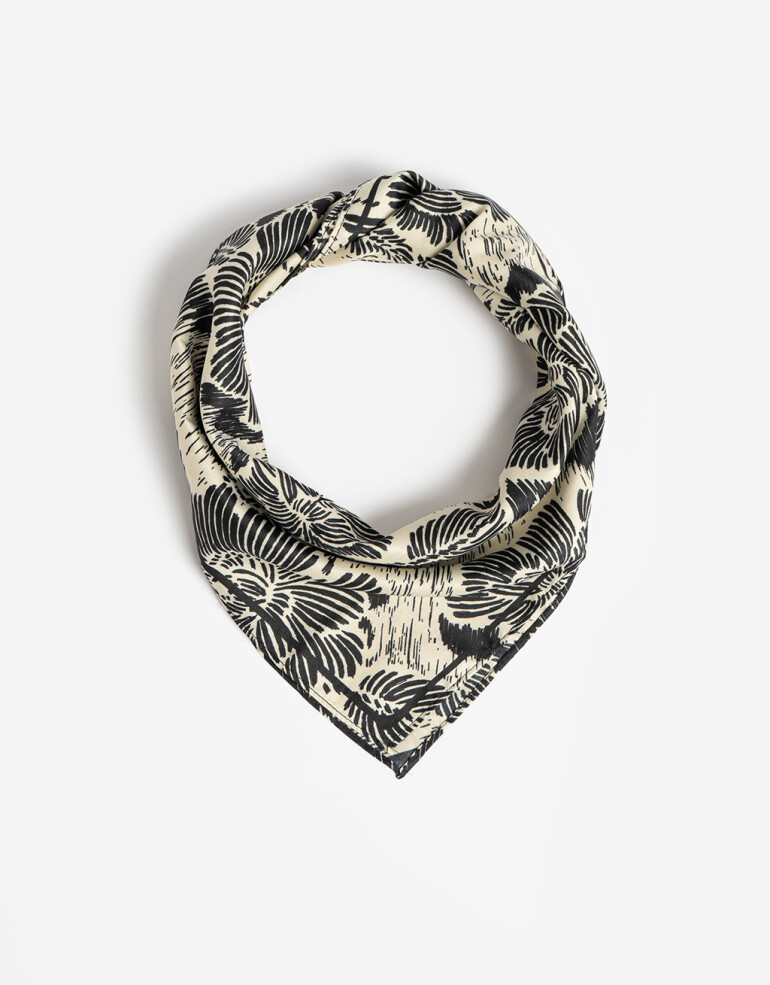 Pañuelos Raso Flores Pañuelo Raso Estampado - Negro