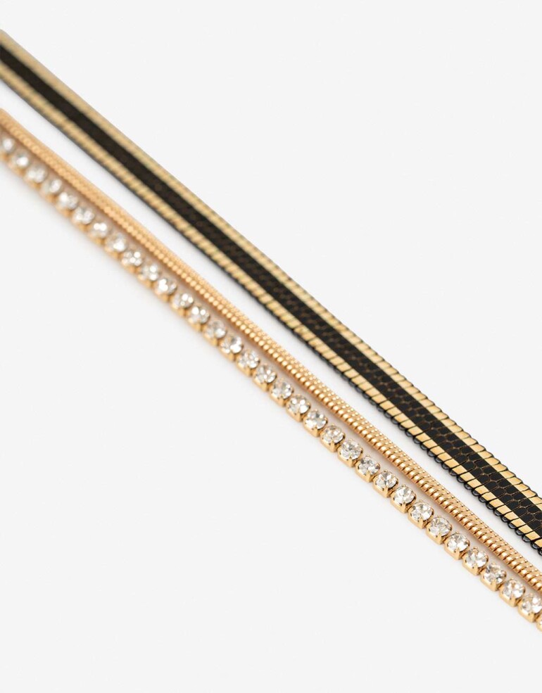 Collares Cortos Color Collares Cortos Black - Dorado