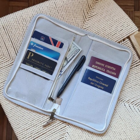 Passport Pouch Gris