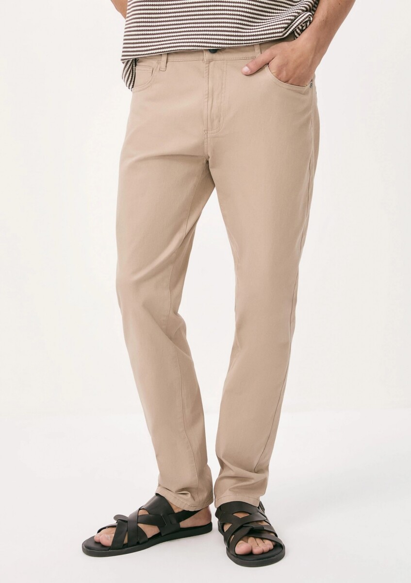 PANTALÓN DE SARGA CON ELASTANO - BEIGE 