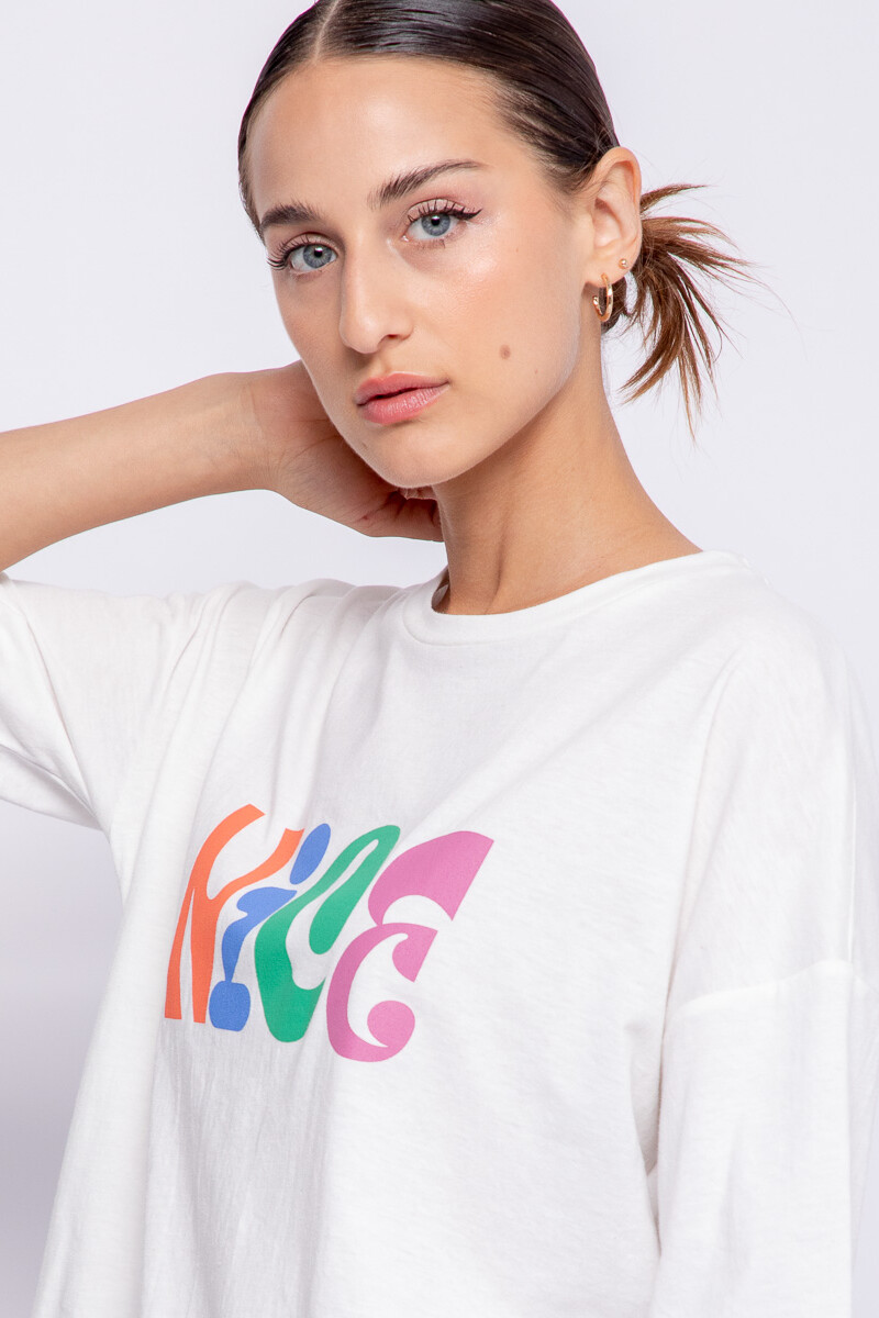 REMERA NICE Crudo