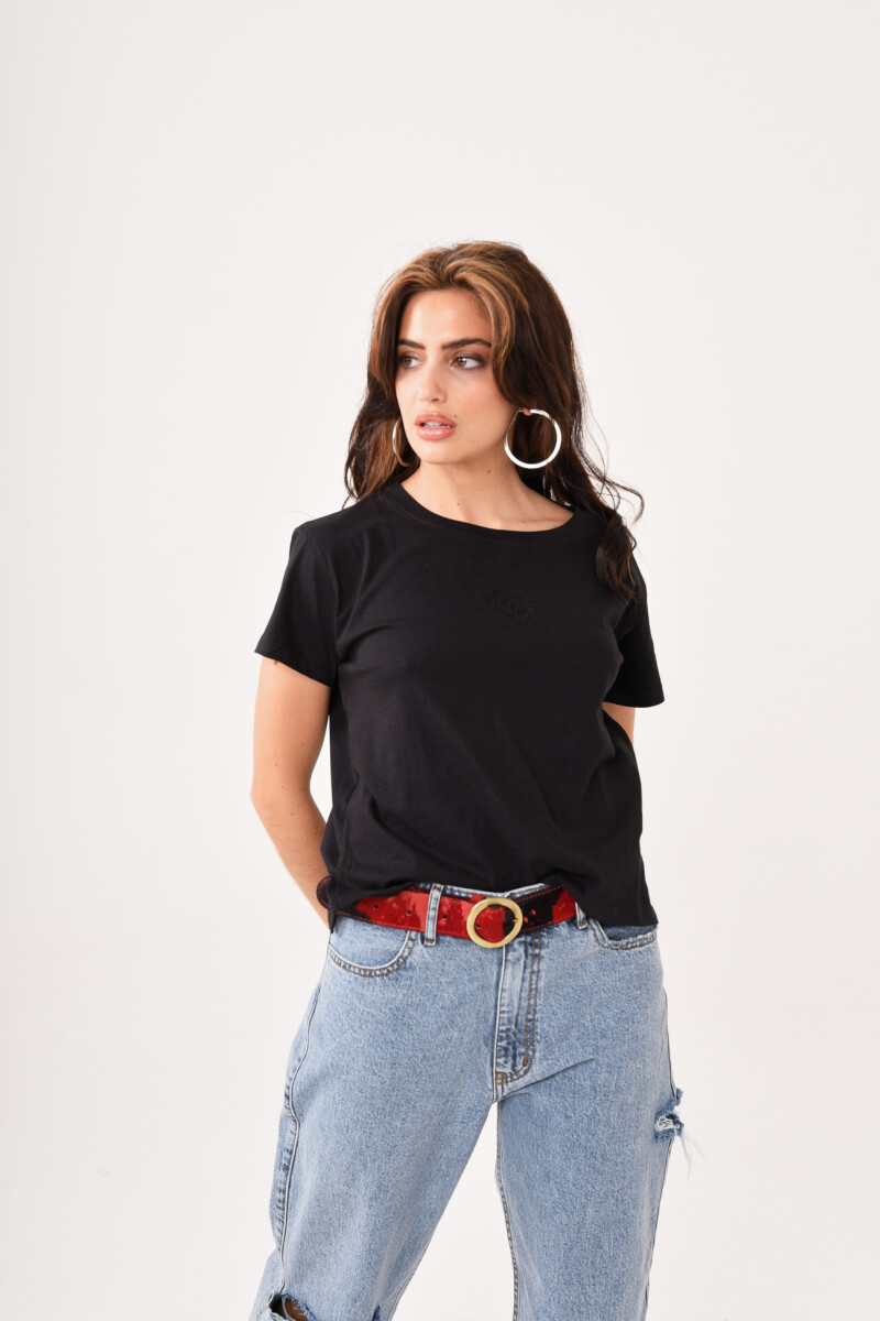 Remeras Tutan NEGRO