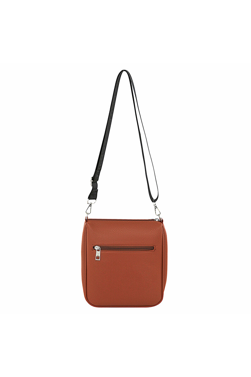 Bandolera con bolsillo frontal Marrón