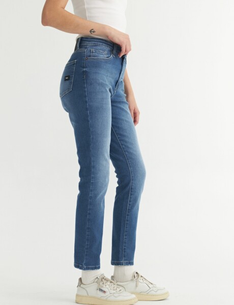 Jean Perla New Lav S25
