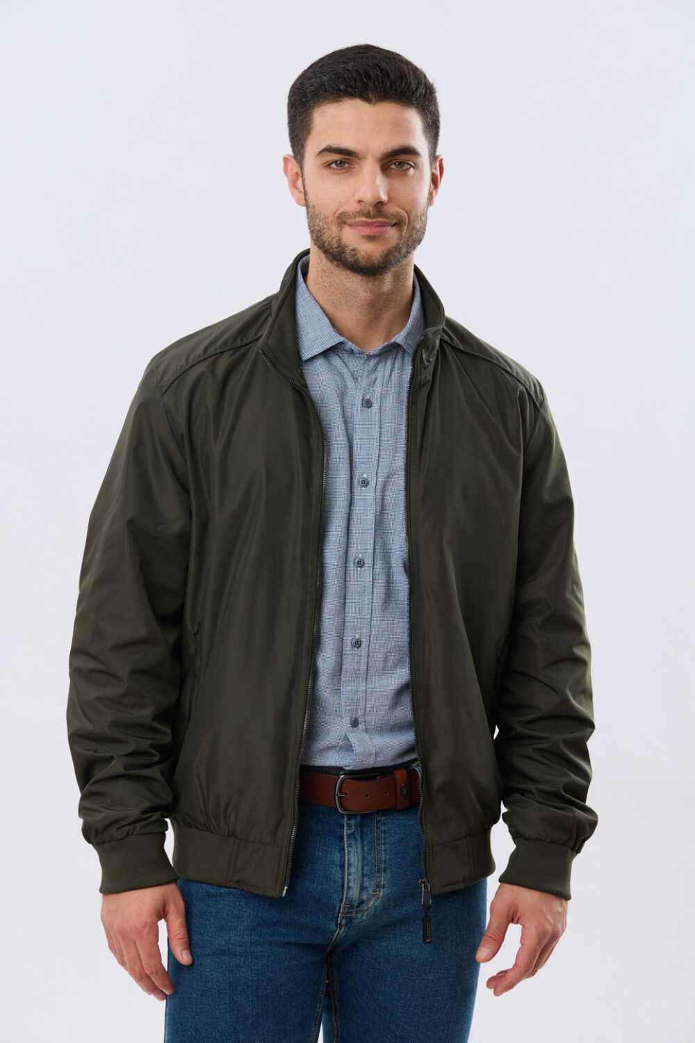 CAMPERA LIVIANA DE NYLON Verde