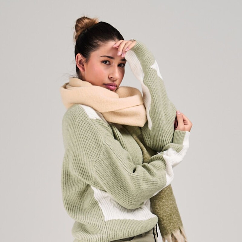 Buzo tejido Slowly Light Green/white