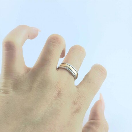 Anillo de plata 925 y double en oro 1 ktes. IDEAL PARA USAR COMO ALIANZA. Anillo de plata 925 y double en oro 1 ktes. IDEAL PARA USAR COMO ALIANZA.