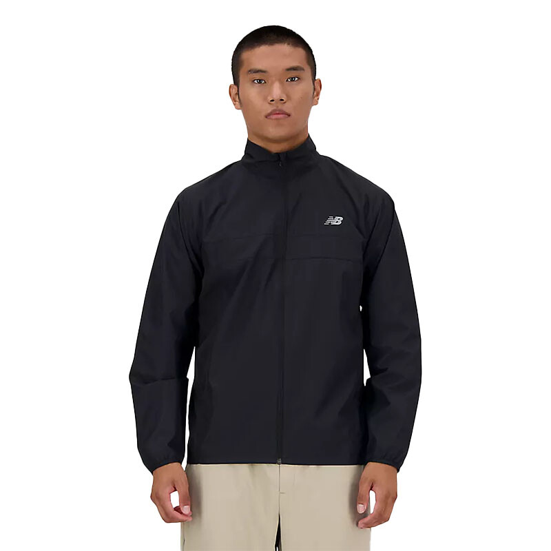 Campera New Balance Essentials Negro