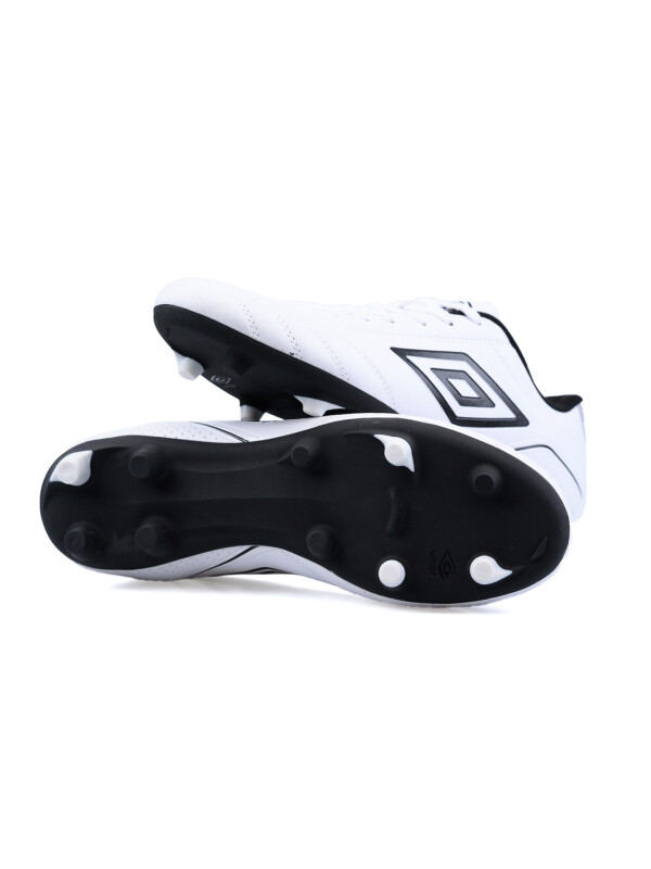 Calzado Classico III HG Umbro Hombre 092