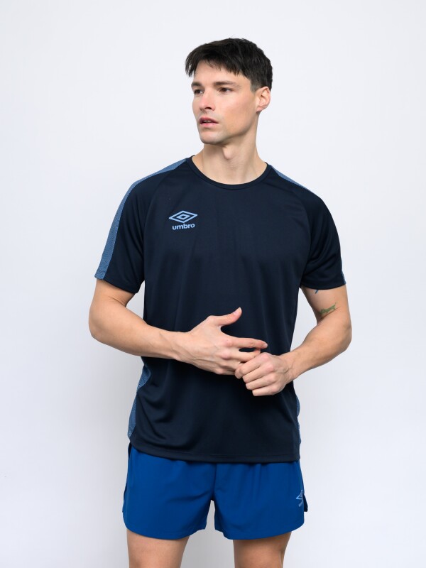 REMERA VIVE Umbro Hombre 01p