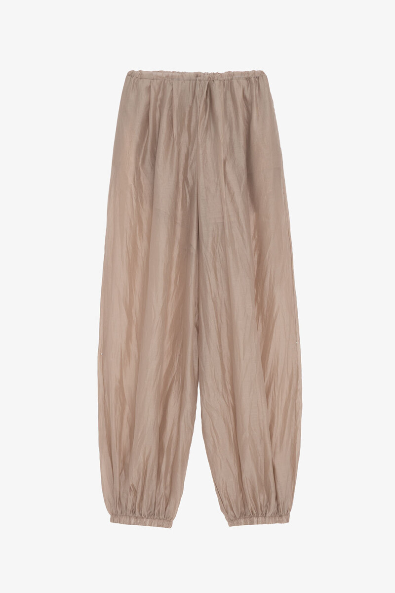 PANTALON ARRUGADO Beige