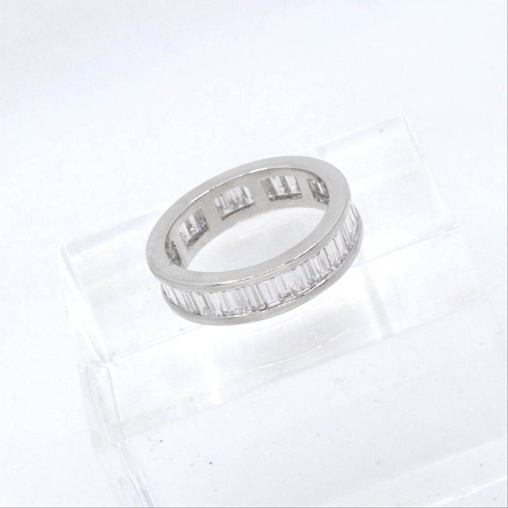 Anillo Sin Fin En Platino Con Brillantes Baguettes Anillo Sin Fin En Platino Con Brillantes Baguettes