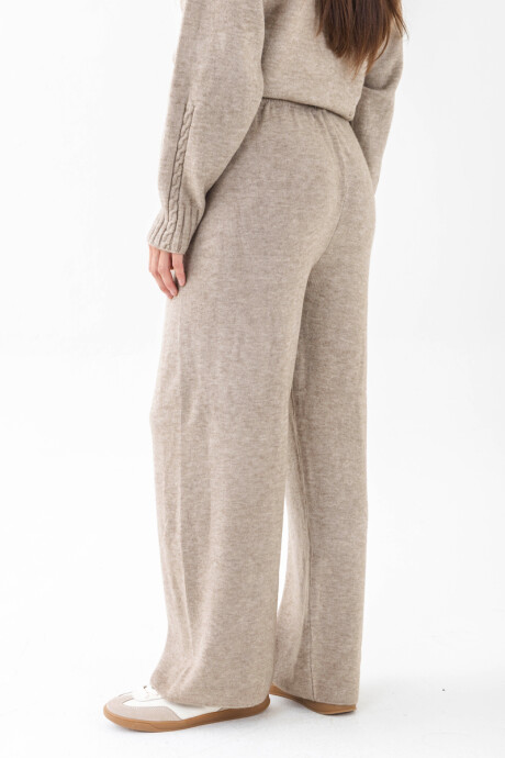 Conjunto Cloe Beige