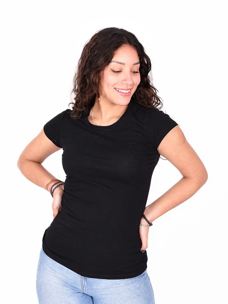 REMERA BASICA NEGRO
