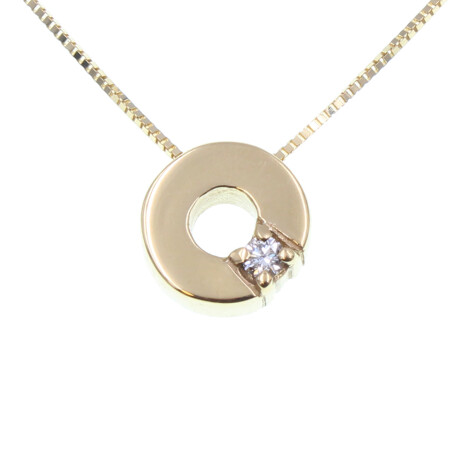 Colgante Mariela de oro amarillo 18K y brillante. Incluye cadena Colgante Mariela de oro amarillo 18K y brillante. Incluye cadena