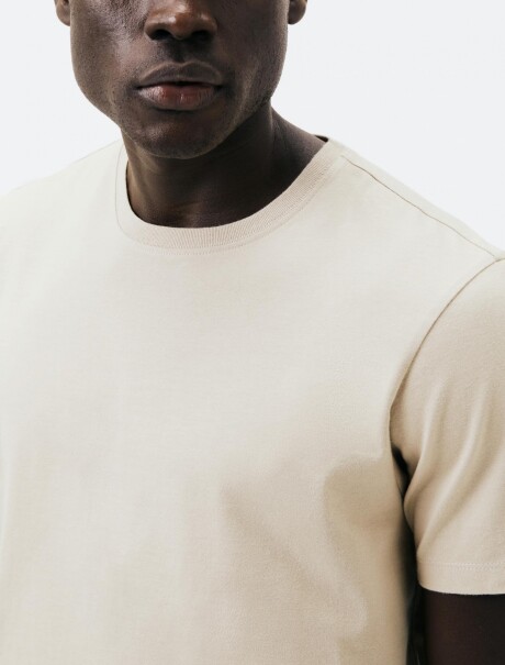 CAMISETA BÁSICA MANGA CORTA BEIGE