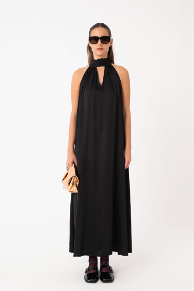 VESTIDO HALTER Negro