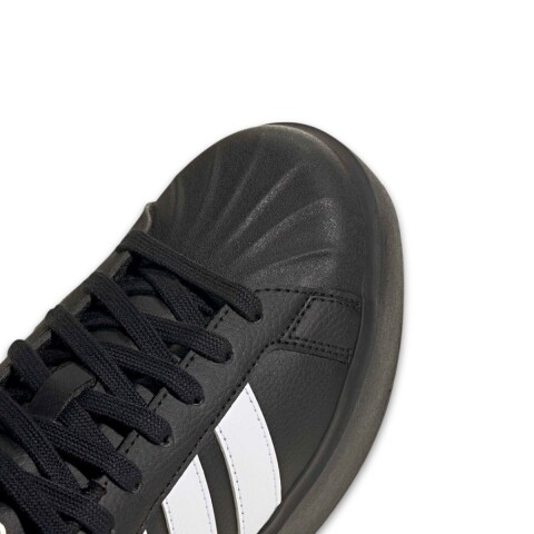 CHAMPION 4-10.5 BLACK/WHT