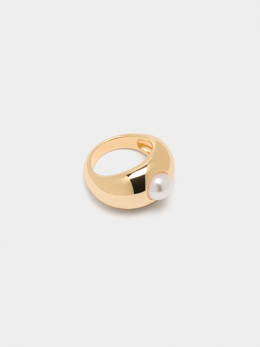 Anillo Con Perla dorado