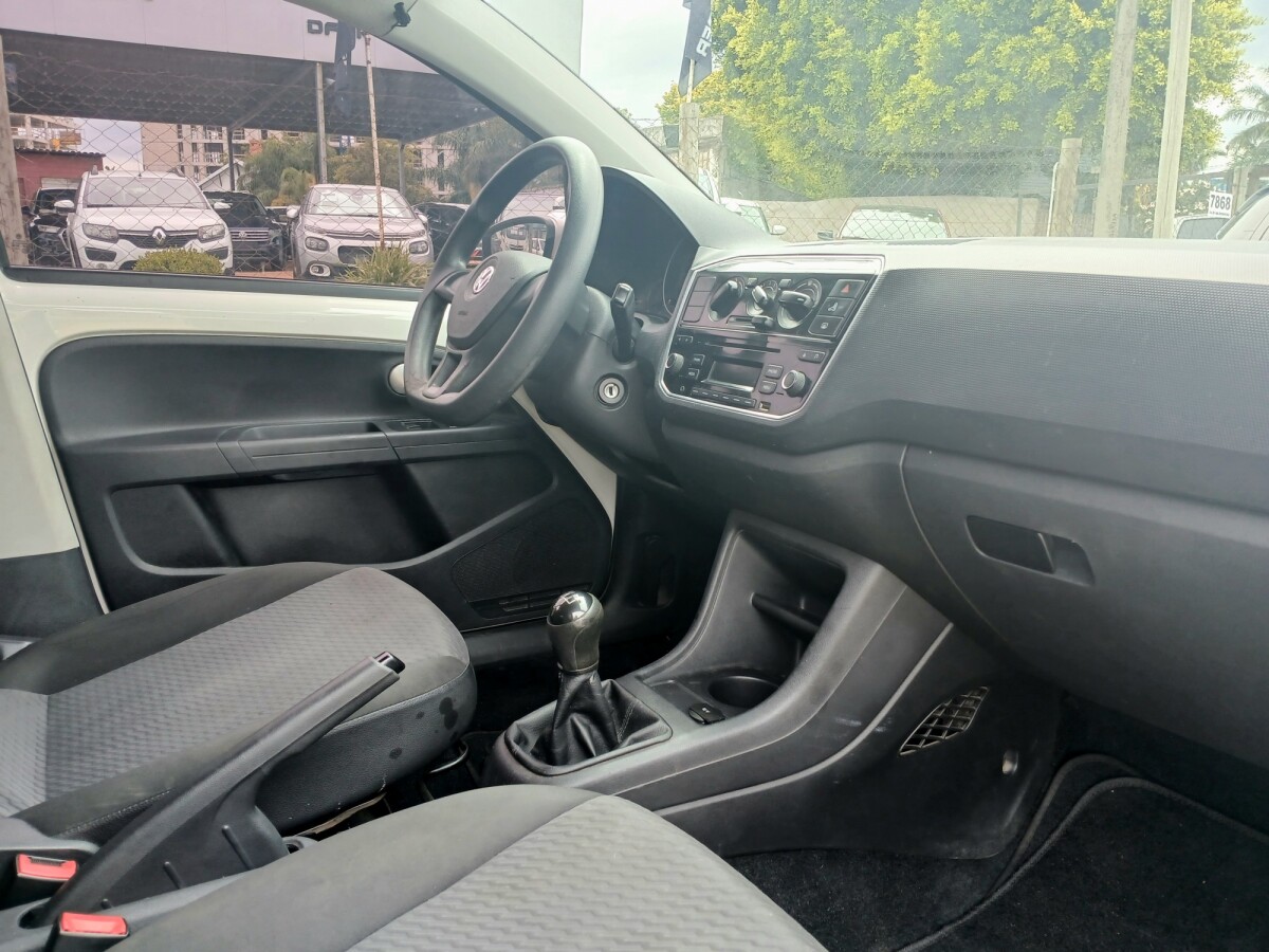 Volkswagen Up Move 1.0 Extra Full | Permuta / Financia Volkswagen Up Move 1.0 Extra Full | Permuta / Financia