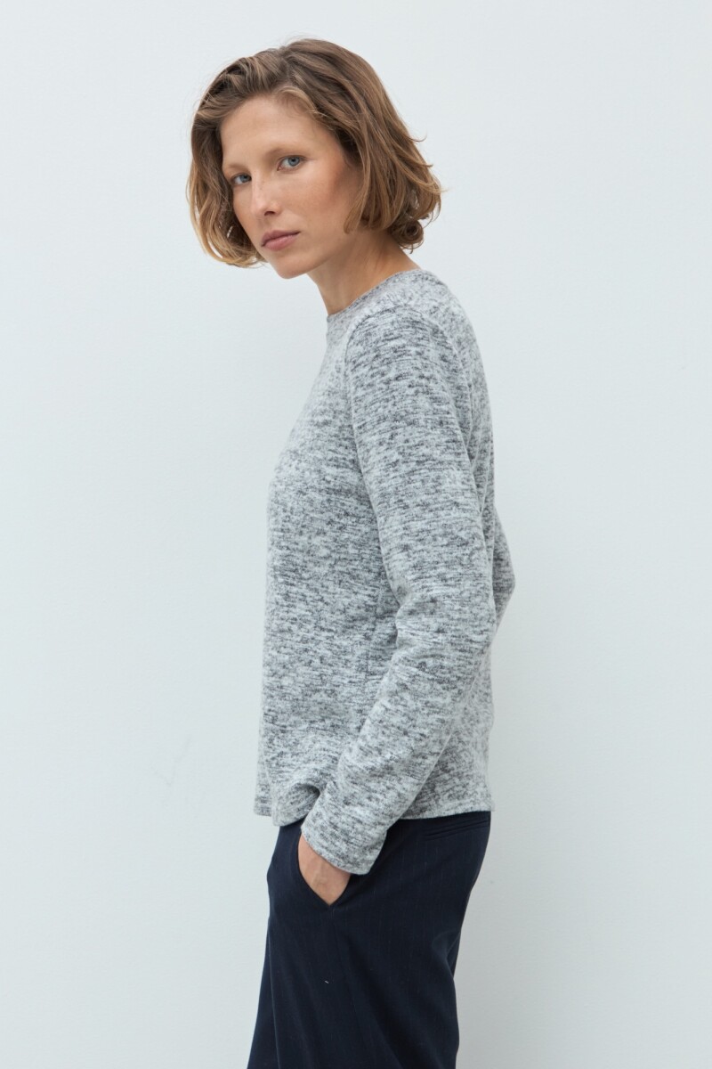 Remera texturada gris melange