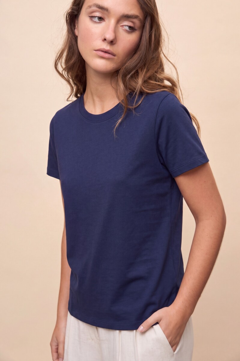 REMERA VACATION 