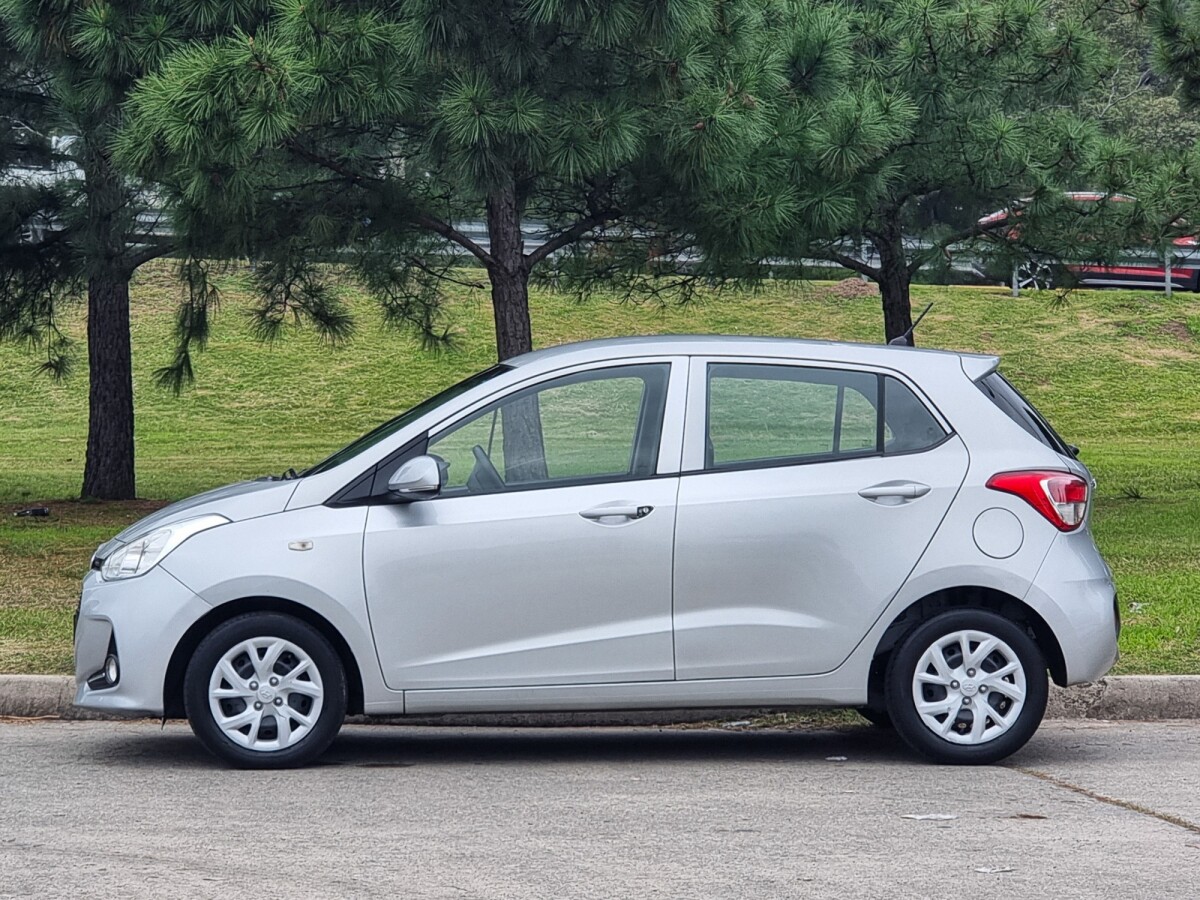 Hyundai Grand i10 GL 1.25 Extra Full| Permuta / Financia Hyundai Grand i10 GL 1.25 Extra Full| Permuta / Financia