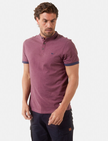 REMERA LISA CUELLO MAO Bordo