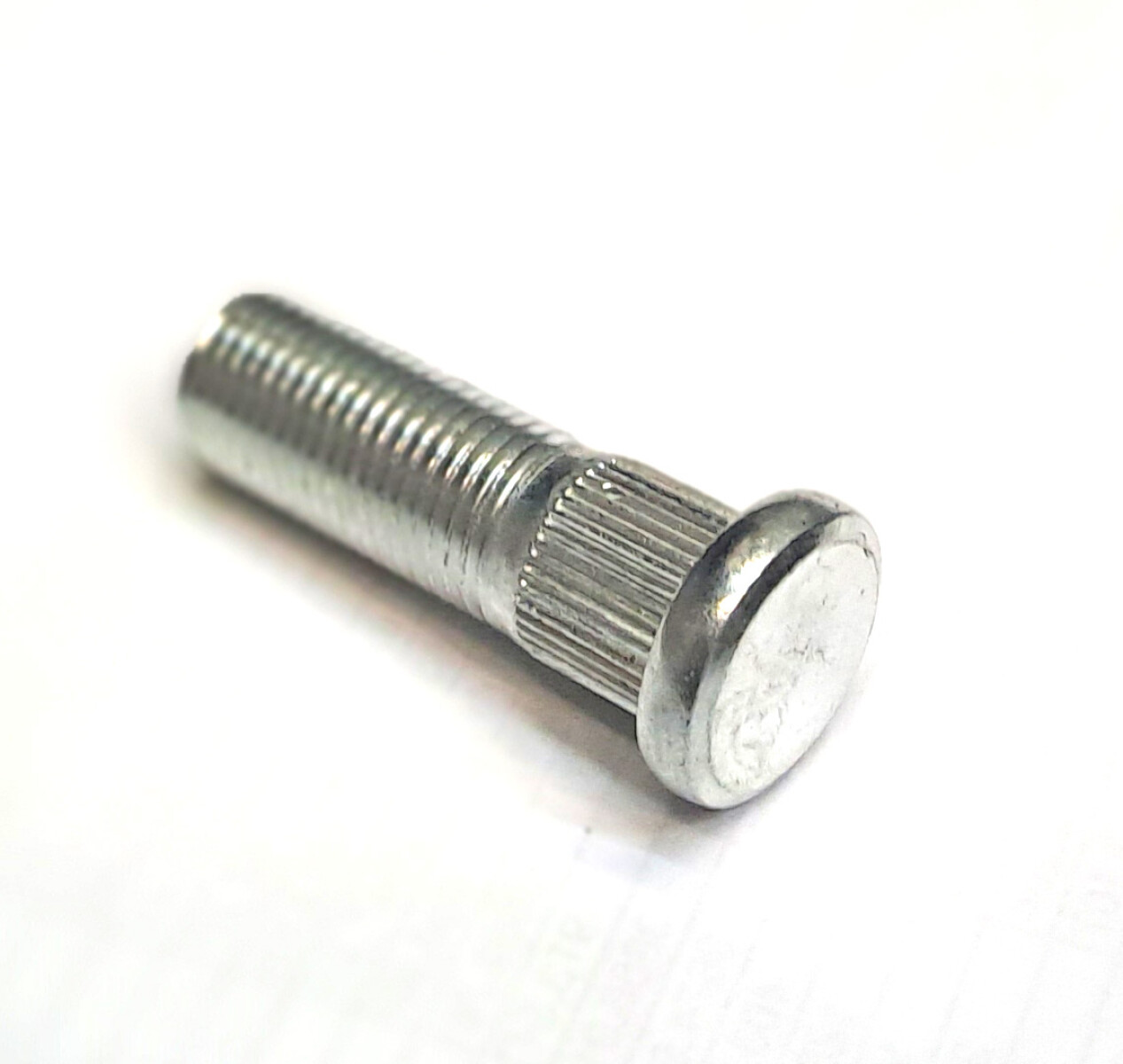 TORNILLO CHERY RUEDA QQ - 