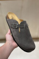 Zueco plakton hombre Gris