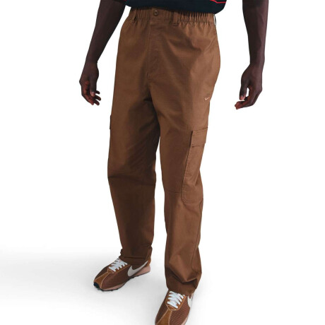 Pantalon Nike Sportswear Club Woven Cargo De Hombre Chocolate