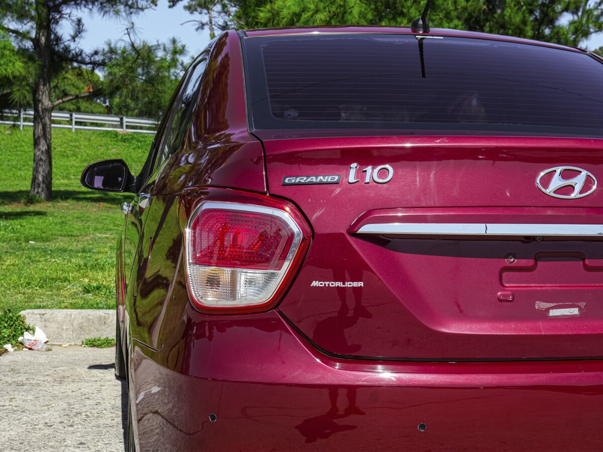 Hyundai Grand i10 GLS 1.25 Extra Full | Permuta / Financia Hyundai Grand i10 GLS 1.25 Extra Full | Permuta / Financia