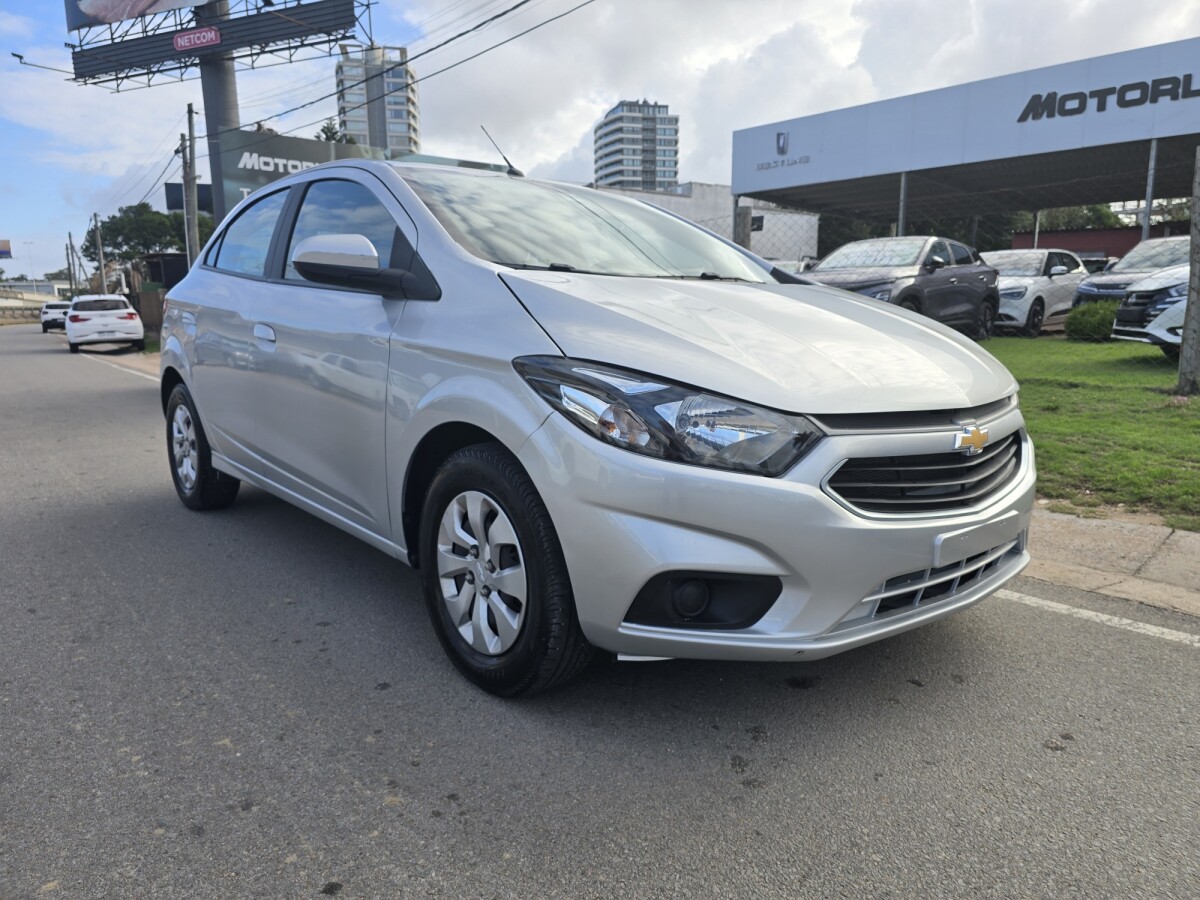 Chevrolet Onix LT 1.0 EXCELENTE ESTADO! | Permuta / Financia Chevrolet Onix LT 1.0 EXCELENTE ESTADO! | Permuta / Financia