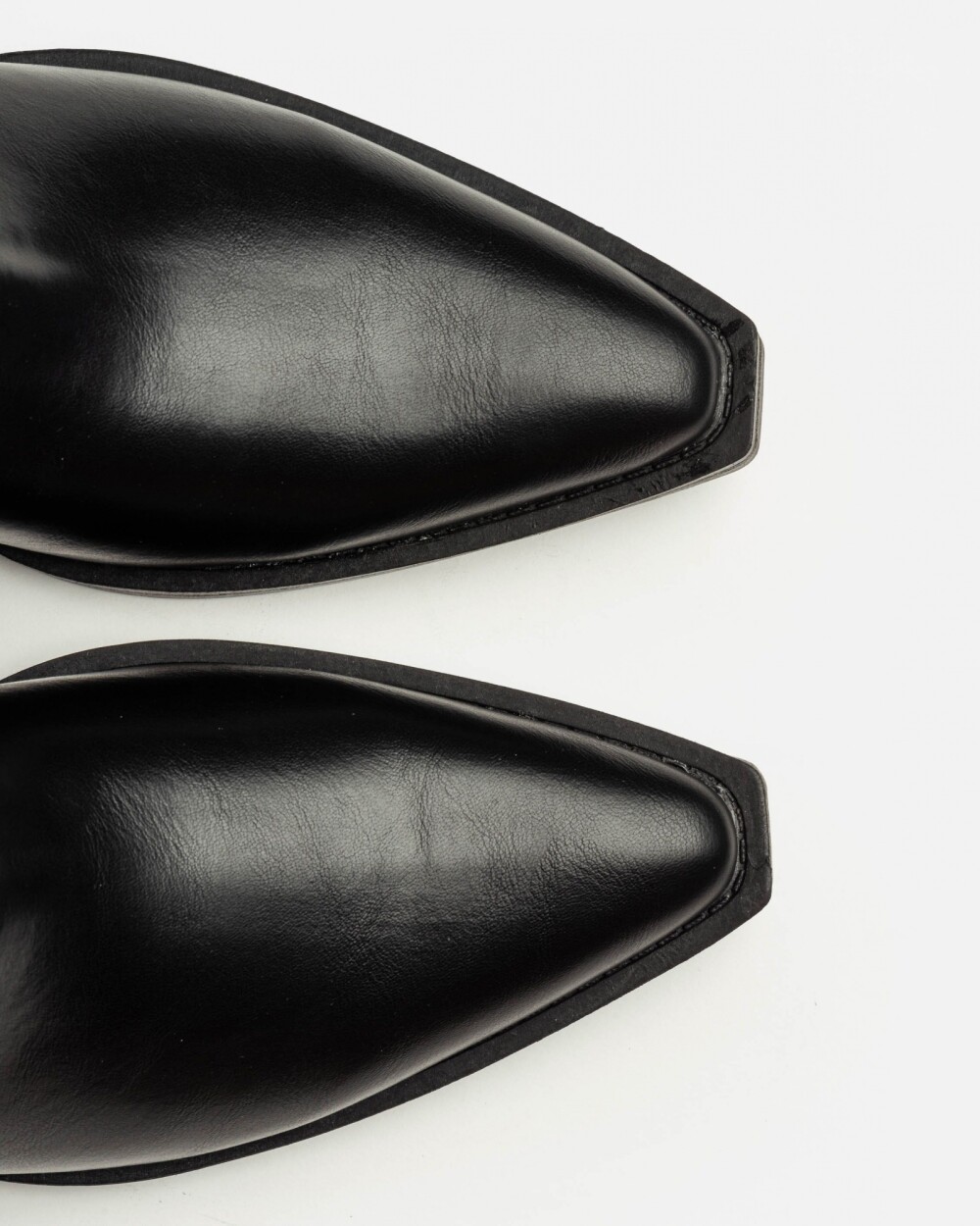 Bota caña baja Jolene en efecto cuero Negro