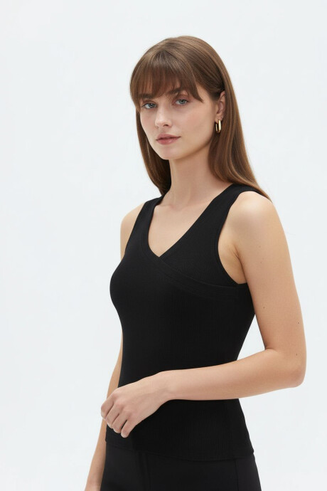 Musculosa Hilar Negro