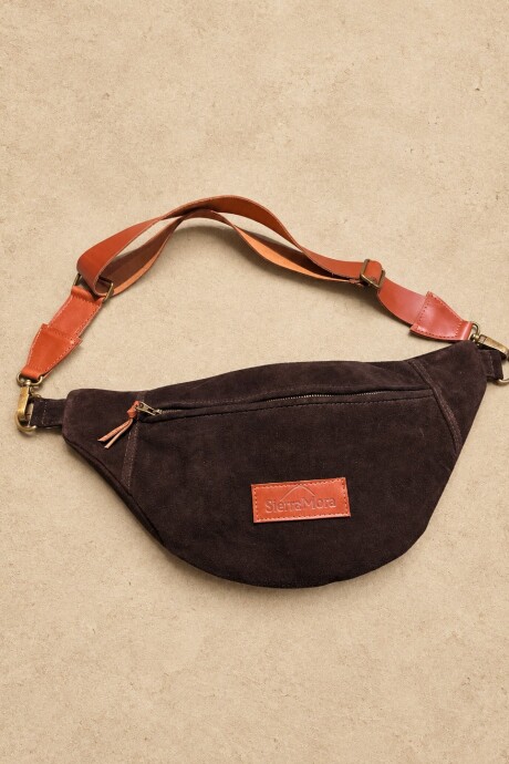 Leather Fanny Pack Gamuza Chocolate Oscuro