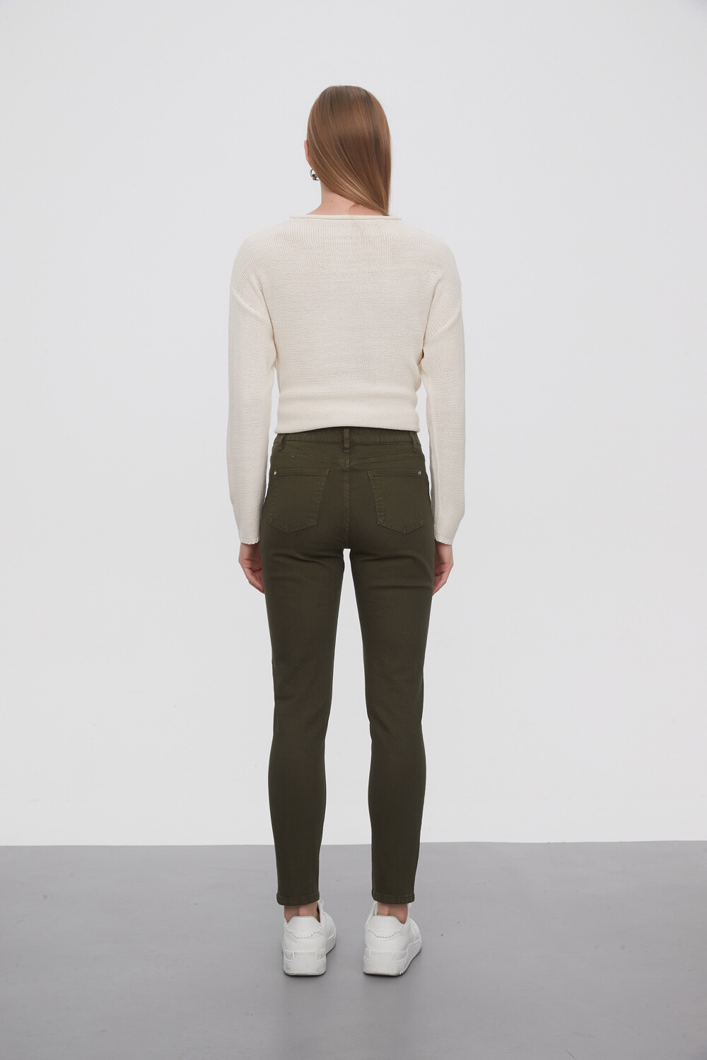 Pantalon Bardot Verde Oliva Oscuro
