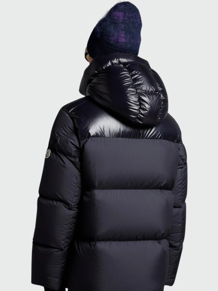 Moncler -Chaqueta impermeable con capucha rellena de plumas, Damavand Azul