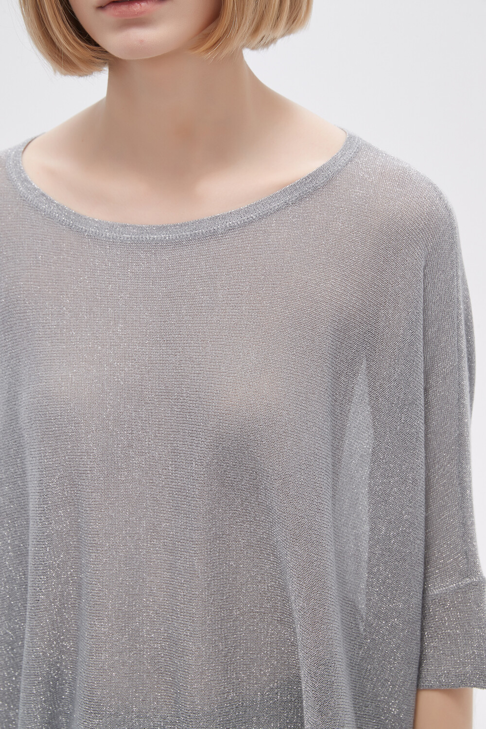 Remera Magnetus Plateado